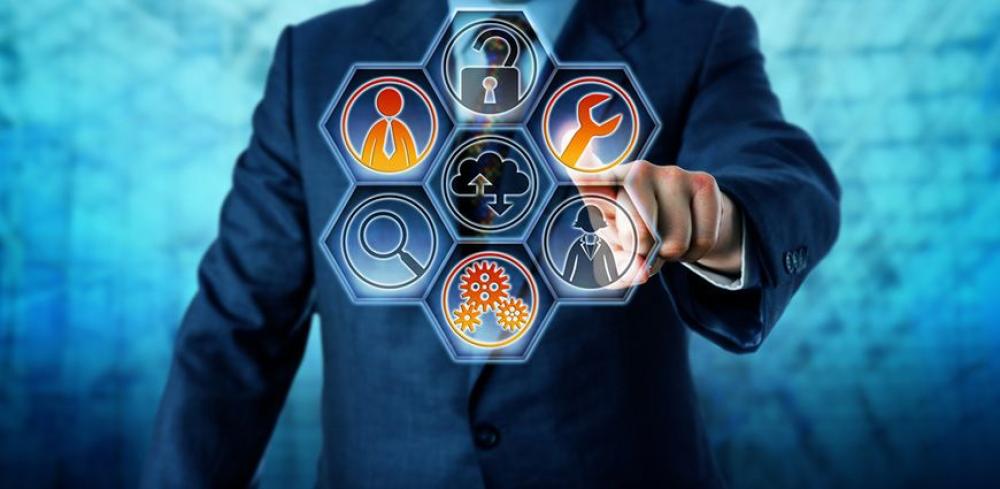 why tradesmen should invest in smart job management software